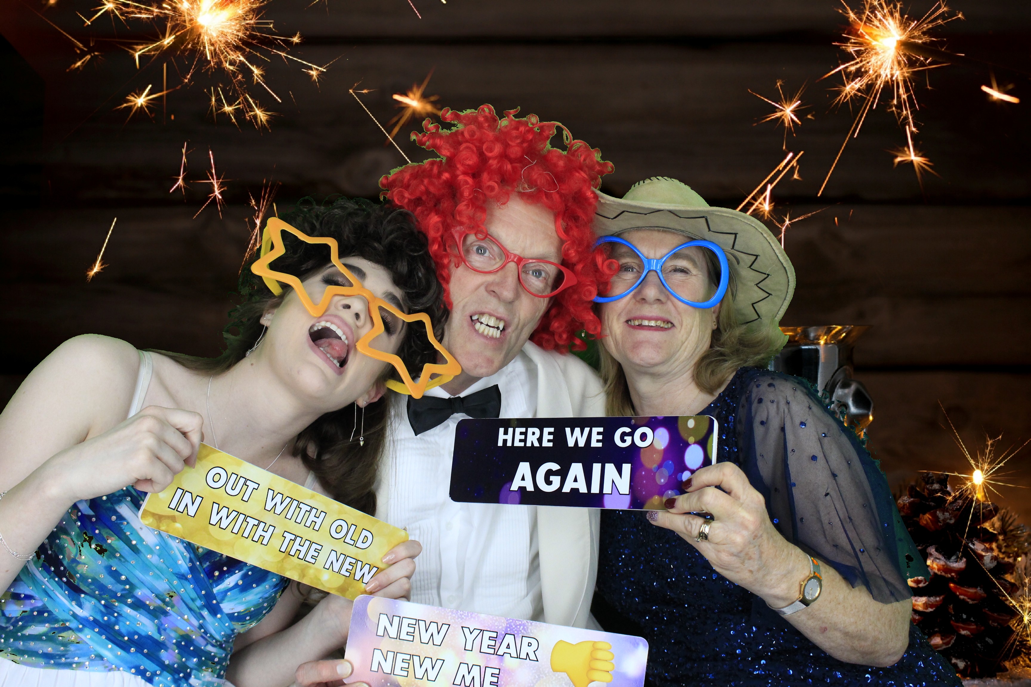 New Years Eve Party Silvermere | View more photos from the event at gallery.myphotoboothexperience.co.uk/u/MyPhotoBoothExperienceLtd/New-Years-Eve-Party-Silvermere